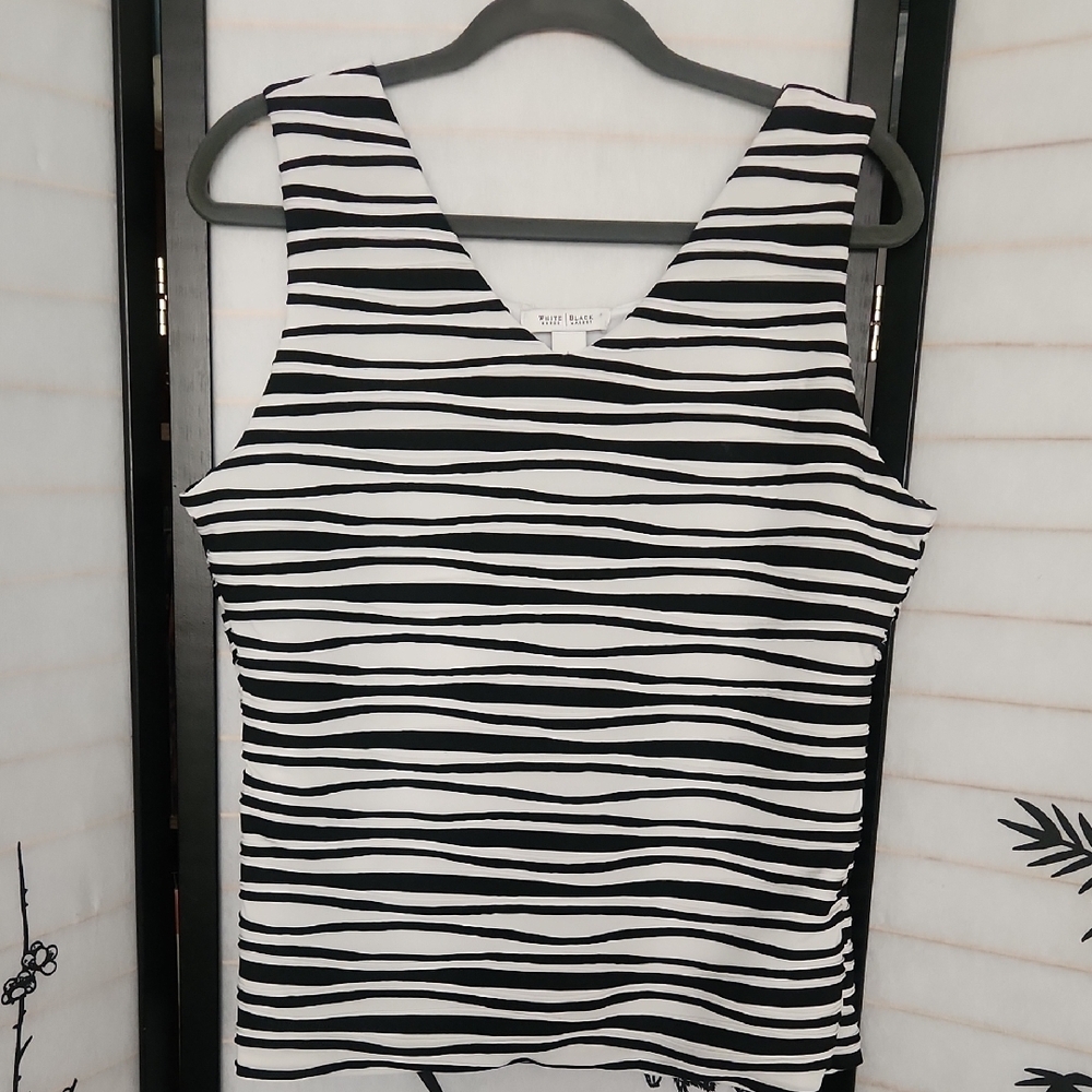 Black and White Zebra Striped, Textured Women's Top